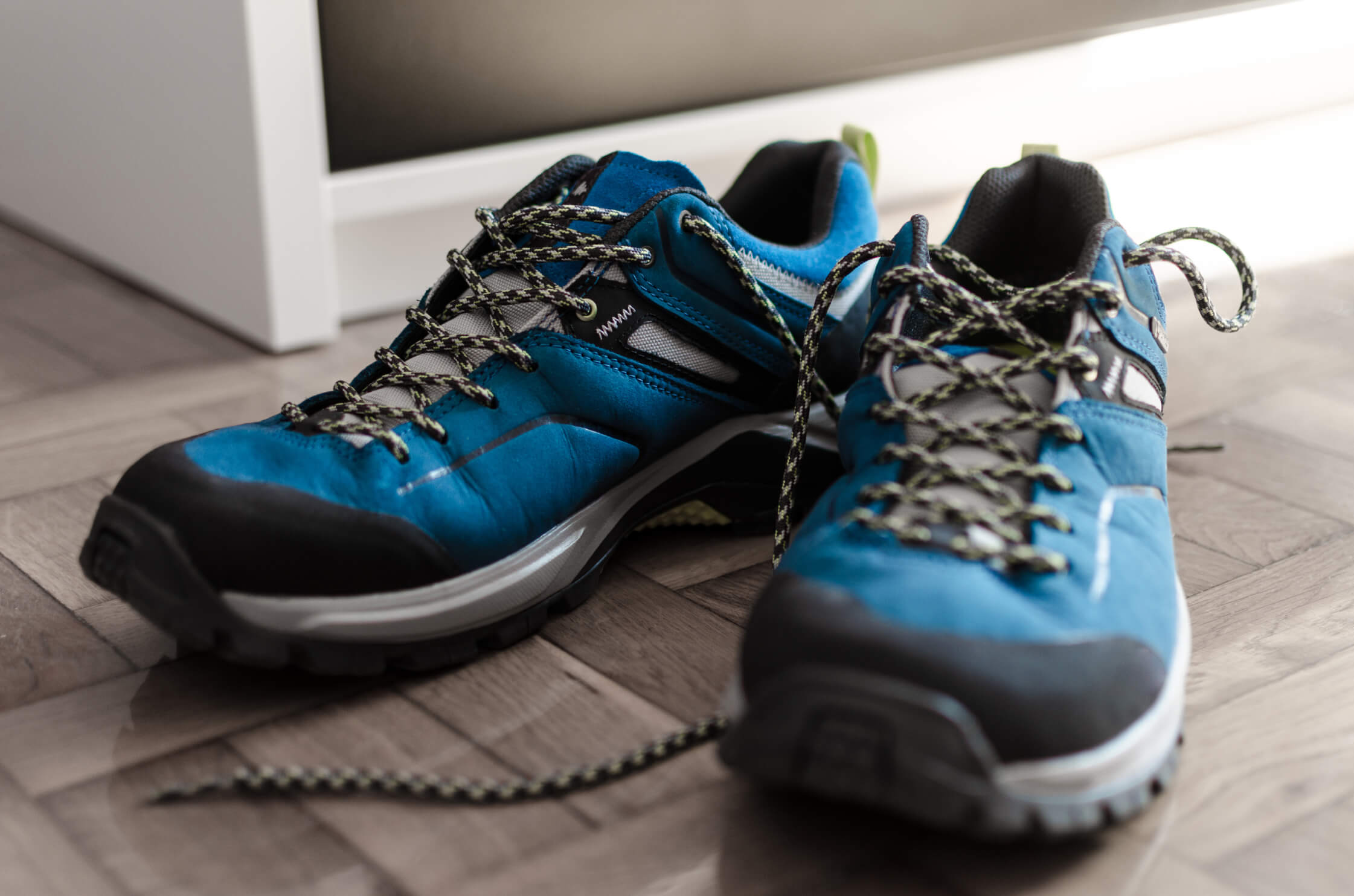 Wear supportive shoes Image